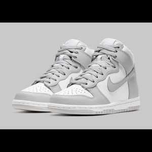 NIKE DUNKS Vast Grey